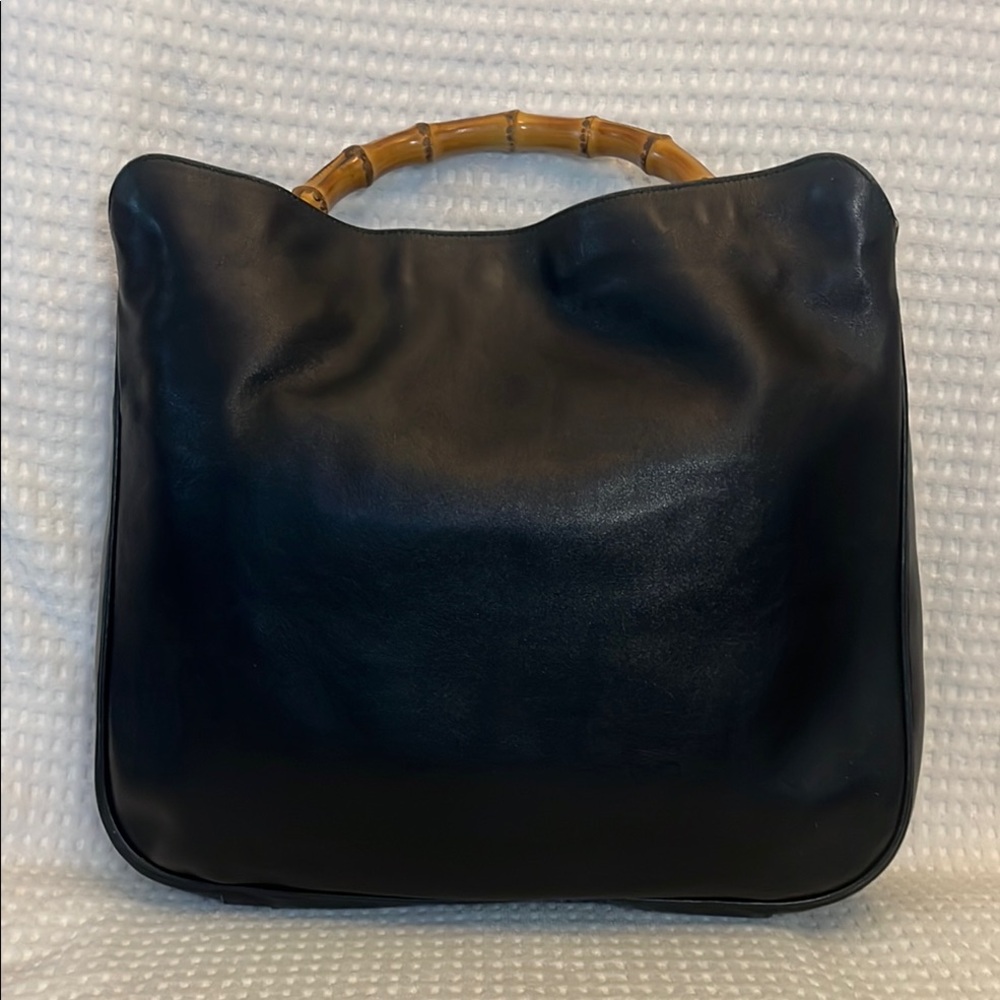 Gucci Black Leather Shoulder Bag with Bamboo Top Handle and Gold Hardware - Picture 4 of 16